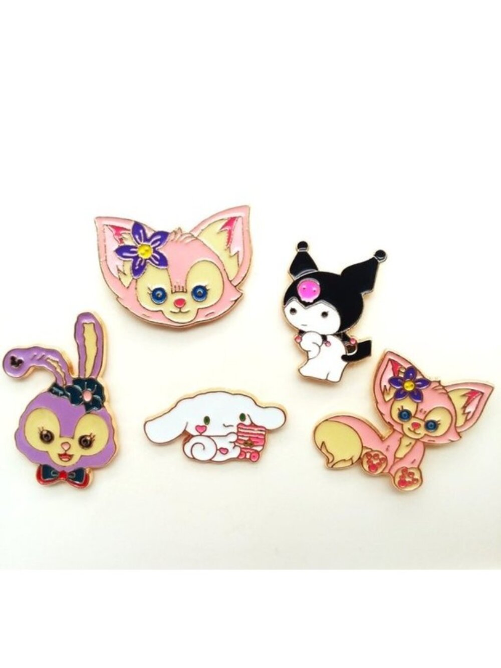 Pins Sanrio 5 Hello Kitty Kuromi Pin Brooch Rave Emo Fox Bunny Cinnamoroll Cute